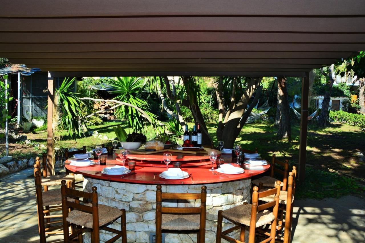 Villa Sitges El Ranch Amaizing Outdoor Areas Beaches At 5 Minutes Walk Sitges At 15 Min Drive Ac Pool Jacuzzi & Garden Xxl Calafell Exterior foto