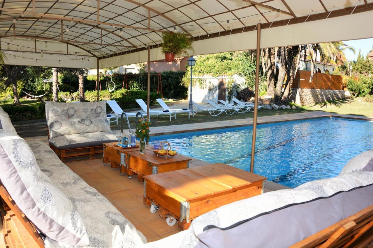 Villa Sitges El Ranch Amaizing Outdoor Areas Beaches At 5 Minutes Walk Sitges At 15 Min Drive Ac Pool Jacuzzi & Garden Xxl Calafell Exterior foto